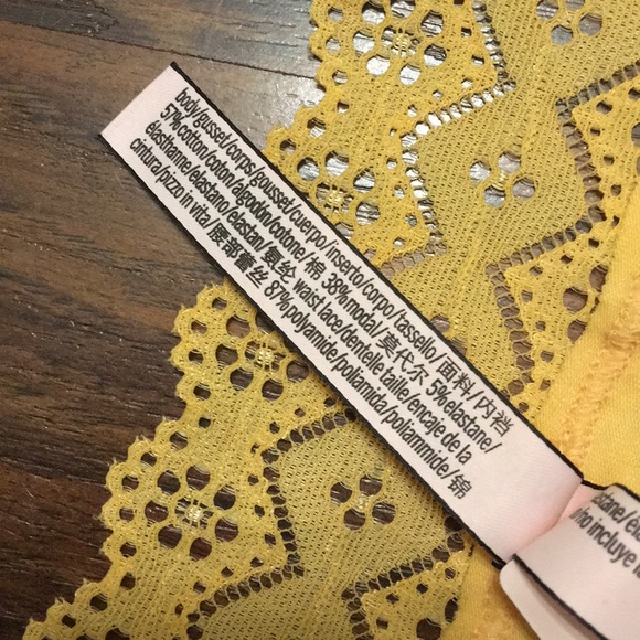 NWT VS Yellow Lace-Waist Hiphugger, S - Picture 5 of 5